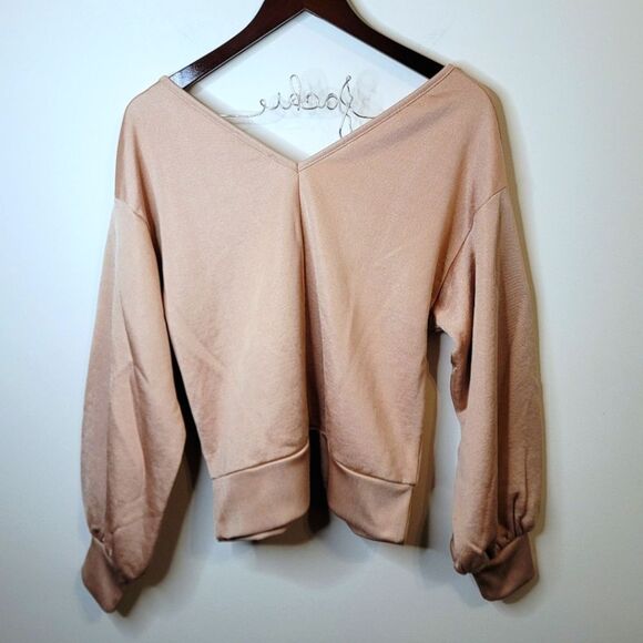 Express One Eleven Tan V-Neck Top Size XS - Picture 5 of 9